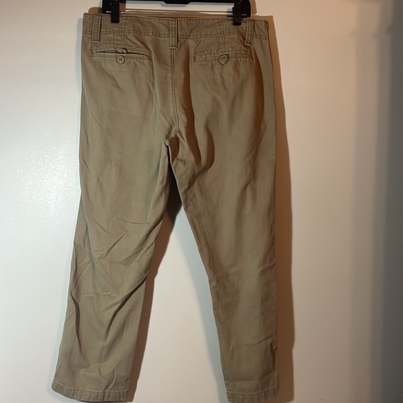 Old Navy Broken In Khakis 32x30 - Picture 3 of 3